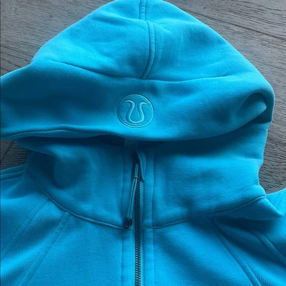 Lululemon Oversized 1/2 Zip Scuba Hoodie in 'Electric Turquoise' (M/L) *Stain* - Picture 7 of 14